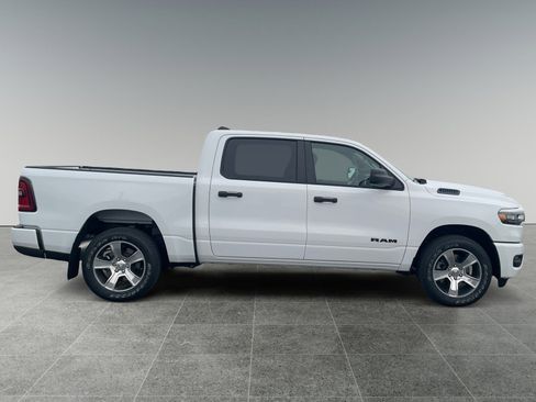 New 2026 RAM 1500 Express image 6