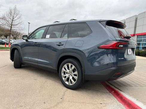 New 2026 Toyota Grand Highlander Limited image 7