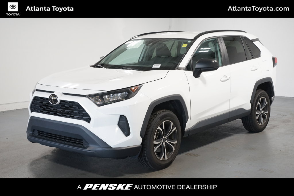Used 2019 Toyota RAV4 LE FWD image 1