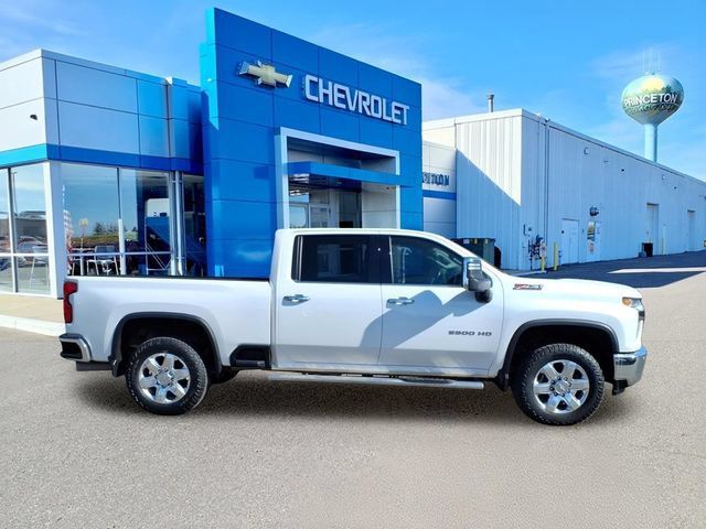Used 2020 Chevrolet Silverado 2500 LTZ w/ LTZ Plus Package AWD/4WD image 2