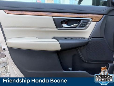 Used 2018 Honda CR-V Touring image 16