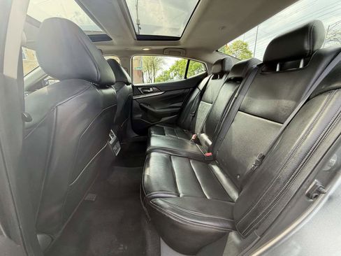 Used 2022 Nissan Maxima SL image 17