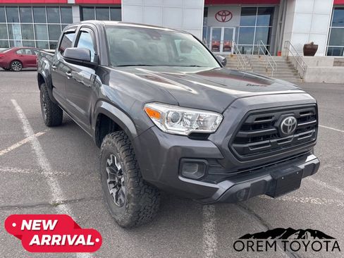 Used 2019 Toyota Tacoma SR image 11