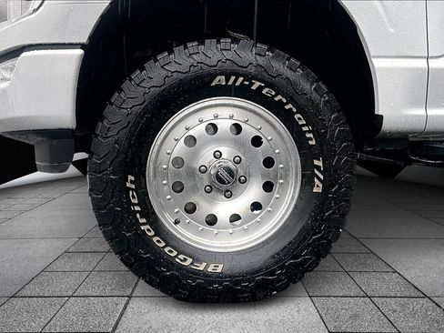 Used 2022 Ford F150 XL w/ STX Appearance Package image 8