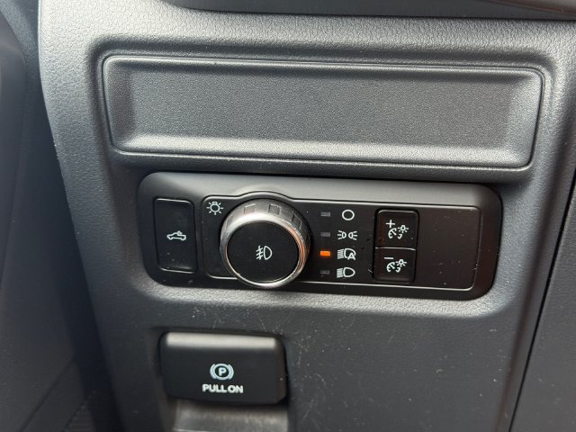 Used 2024 Ford F150 XLT w/ XLT Black Appearance Package RWD image 26