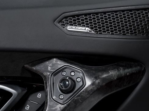 Used 2020 Lamborghini Huracan EVO AWD/4WD image 10