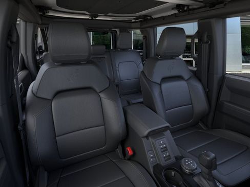 New 2026 Ford Bronco Badlands image 10