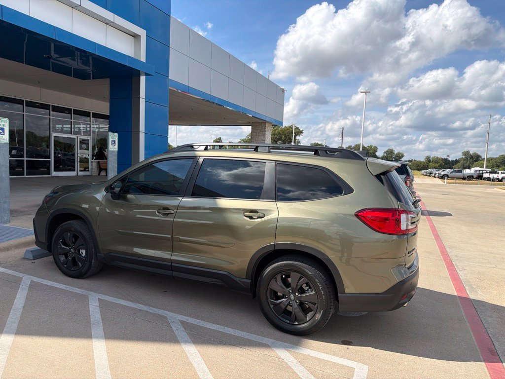 Used 2026 Subaru Ascent Premium AWD/4WD image 4
