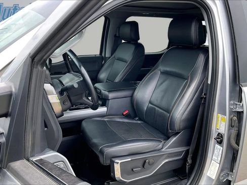 Used 2023 Ford F250 Lariat w/ Sport Appearance Package AWD/4WD image 27