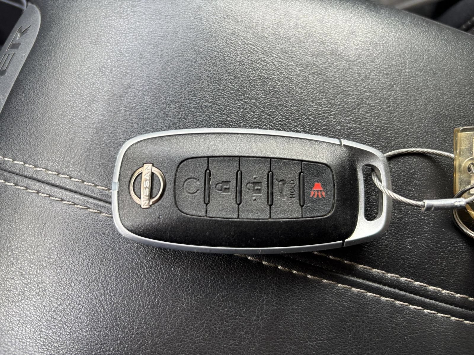 Used 2025 Nissan Pathfinder SV AWD/4WD image 20