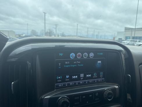 Used 2018 Chevrolet Silverado 1500 LT w/ Texas Edition image 13