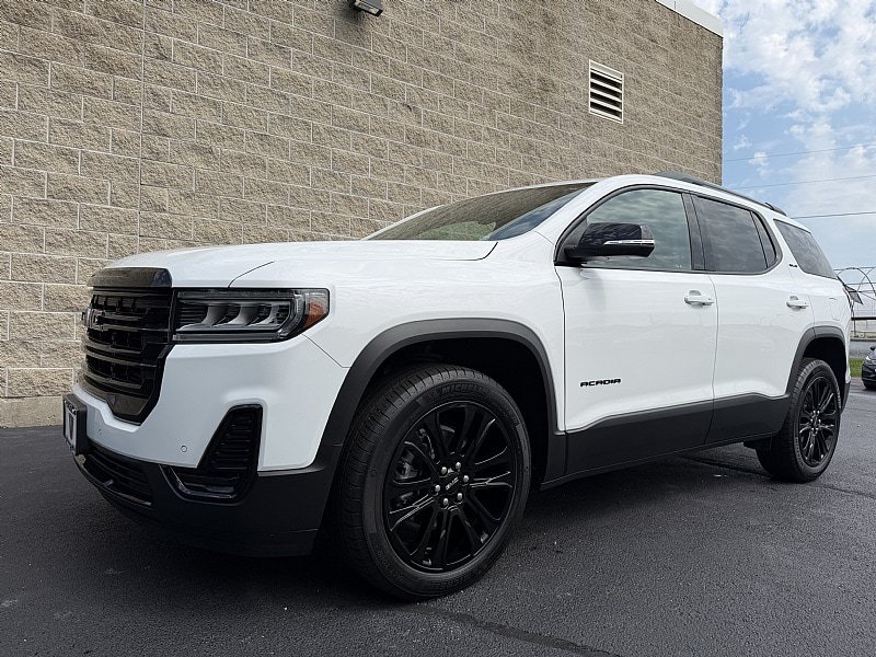 Used 2023 GMC Acadia SLE w/ Driver Convenience Package AWD/4WD image 4