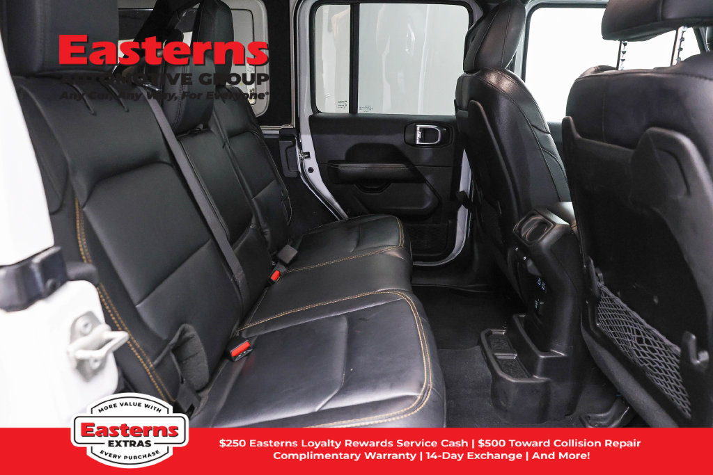 Used 2024 Jeep Wrangler Unlimited Sahara w/ Dual Top Group AWD/4WD image 24