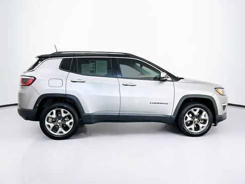 Used 2019 Jeep Compass Limited AWD/4WD image 10