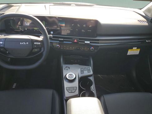 New 2026 Kia Sportage AWD Hybrid image 14