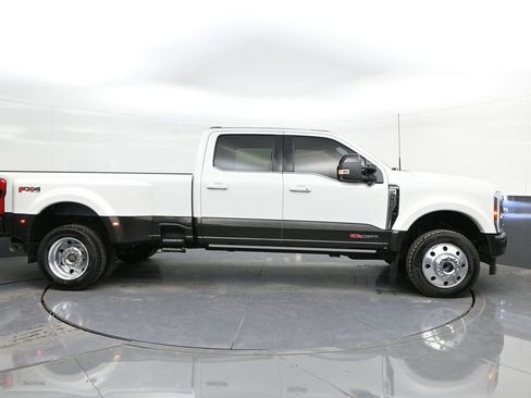 Certified 2024 Ford F450 King Ranch w/ FX4 Off-Road Package image 26