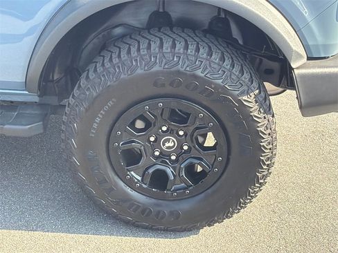 Used 2023 Ford Bronco Wildtrak image 19