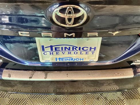 Used 2021 Toyota Camry SE w/ Cold Weather Package image 27