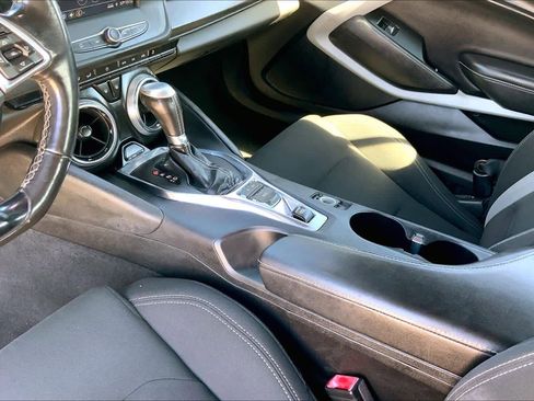 Used 2019 Chevrolet Camaro LT image 12