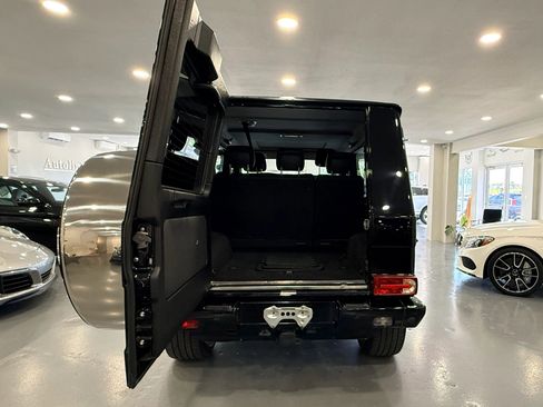 Used 2017 Mercedes-Benz G 550 image 18
