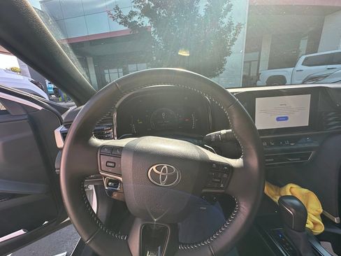 Certified 2025 Toyota Camry SE FWD image 12