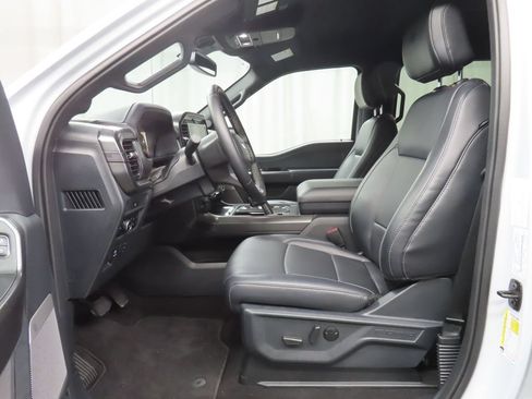 Used 2025 Ford F150 Lariat AWD/4WD image 10