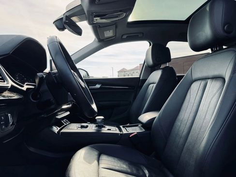 Used 2020 Audi Q5 2.0T Premium w/ Convenience Package image 8