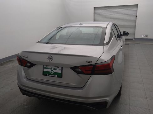 Used 2020 Nissan Altima 2.5 SR FWD image 7