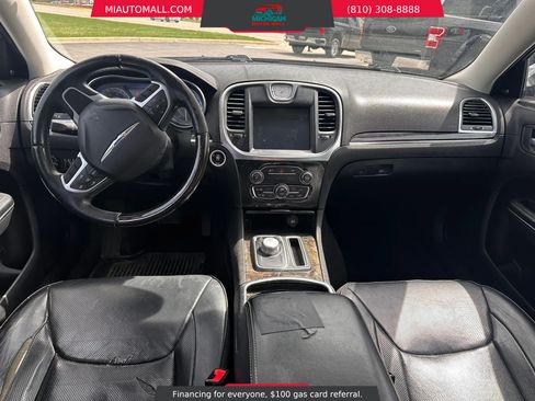 Used 2016 Chrysler 300 C AWD/4WD image 12