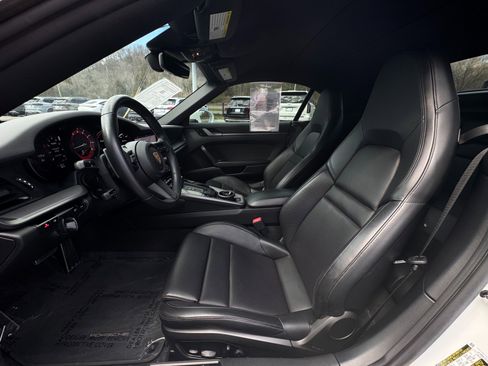Used 2020 Porsche 911 Carrera 4S image 17
