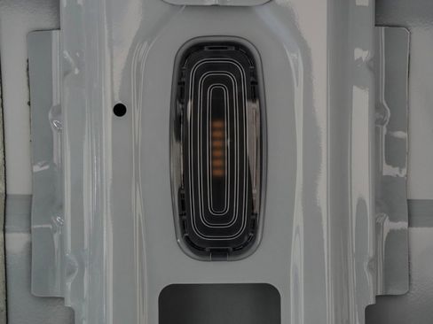 Used 2021 Mercedes-Benz Sprinter 3500 w/ Swivel Seat Package image 22