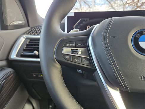 New 2026 BMW X5 xDrive50e w/ Premium Package image 30