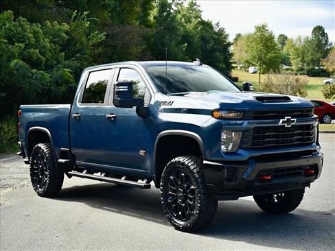 New 2026 Chevrolet Silverado 2500 Custom w/ Custom Value Package image 10