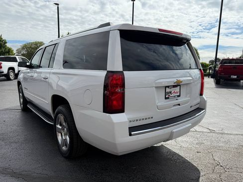 Used 2019 Chevrolet Suburban Premier AWD/4WD image 5