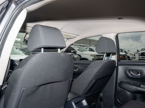 Certified 2024 Honda HR-V LX image 19