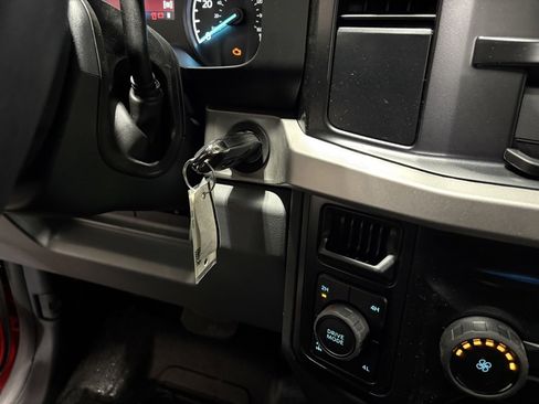 New 2026 Ford F250 XL w/ 360-Degree Camera Package image 16