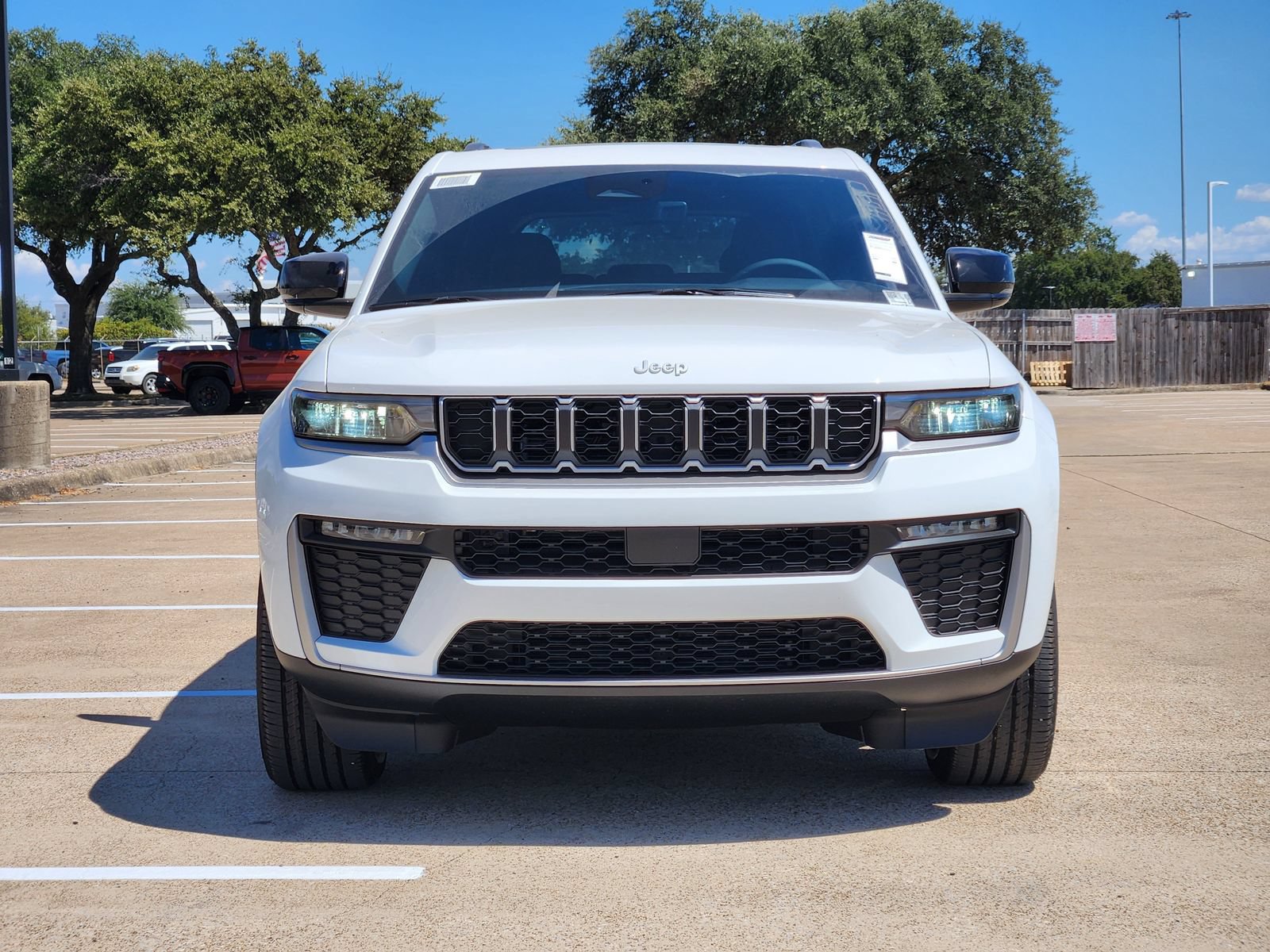 New 2026 Jeep Grand Cherokee Limited AWD/4WD image 7