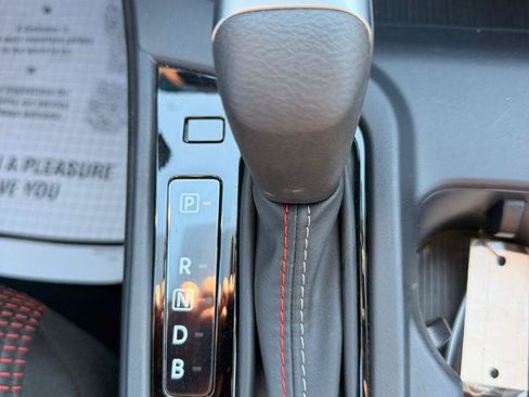 Used 2026 Nissan Sentra SR w/ Floor Mat Package FWD image 19