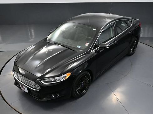 Used 2016 Ford Fusion SE w/ Equipment Group 202A FWD image 61