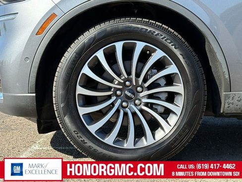 Used 2022 Lincoln Aviator Reserve w/ Equipment Group 201A RWD image 10