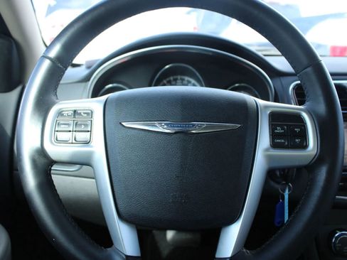 Used 2012 Chrysler 200 Touring w/ Sun/Sound Group image 21