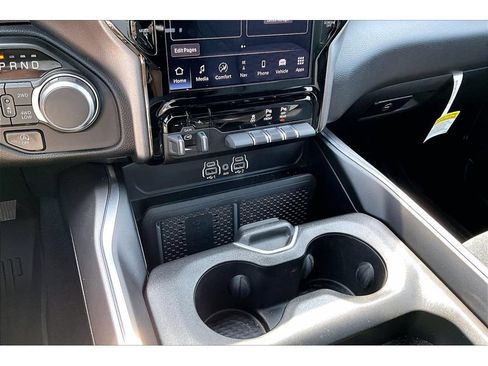 Used 2026 RAM 1500 Big Horn AWD/4WD image 24