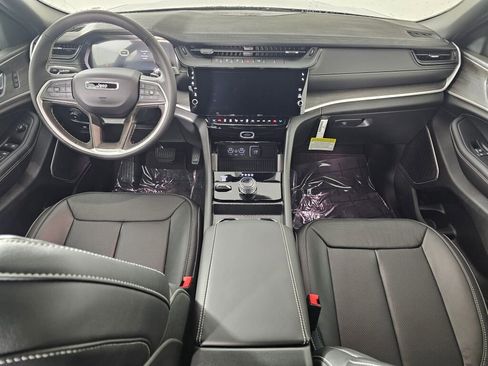 New 2026 Jeep Grand Cherokee Limited AWD/4WD image 19