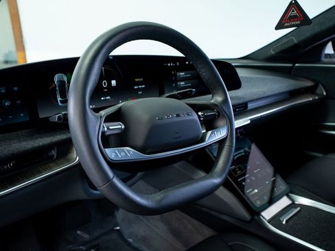 Used 2024 Lucid Air Pure RWD image 29