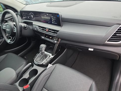 New 2026 Kia Seltos EX w/ EX Sunroof Package FWD image 11