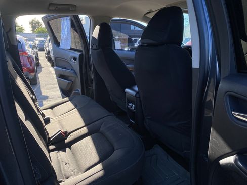 Used 2016 GMC Canyon SLE w/ SLE Convenience Package image 19