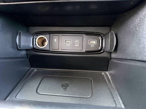 Used 2020 Hyundai Santa Fe Limited AWD/4WD image 21