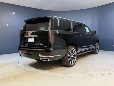 New 2026 Cadillac Escalade ESV Luxury w/ Touring Package image 9