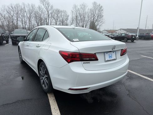 Used 2017 Acura TLX V6 w/ Technology Package image 3