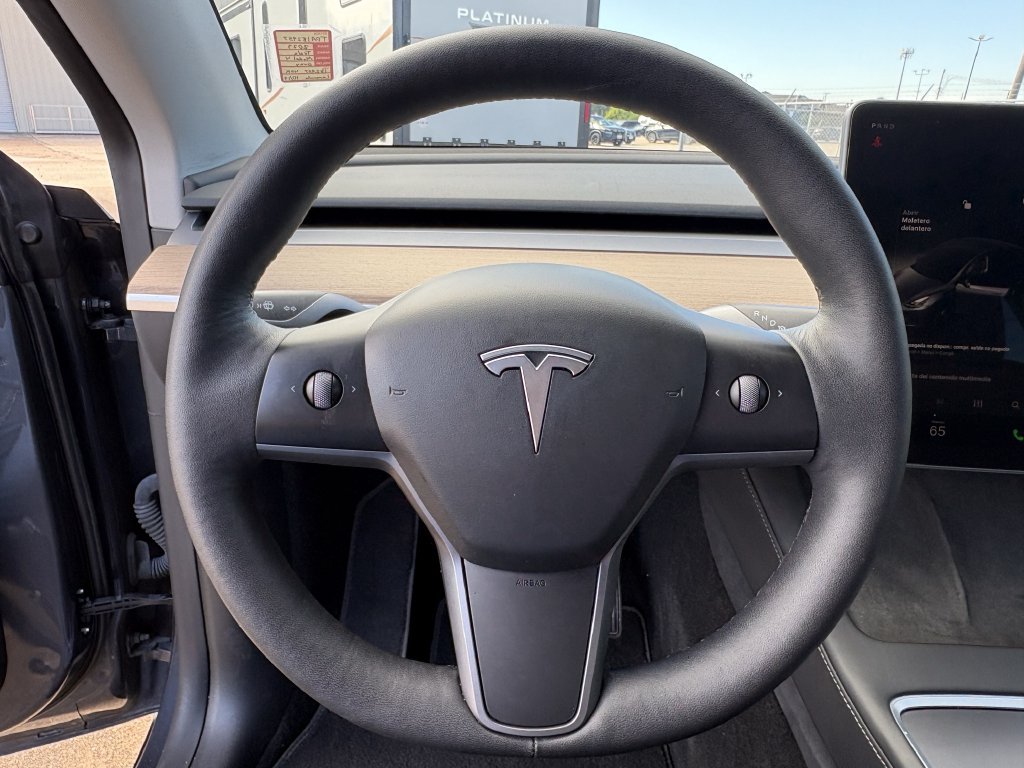 Used 2023 Tesla Model Y Long Range AWD/4WD image 14